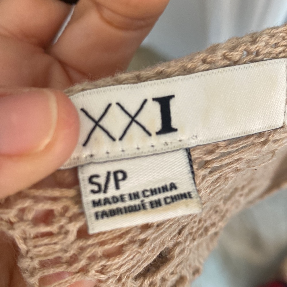 Sweater - Picture 5 of 5